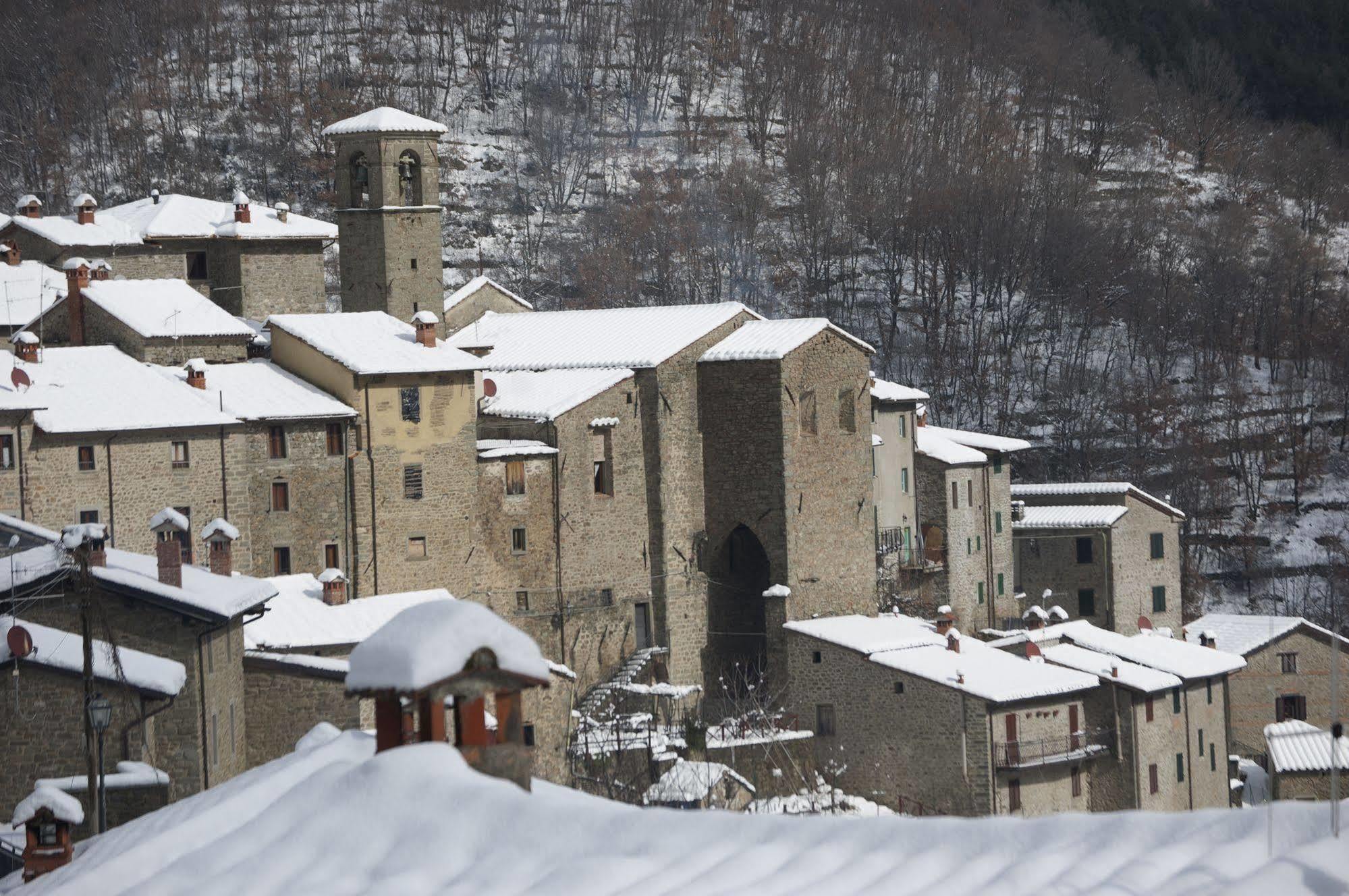 Reggiolo Borgo Dei Corsi Holiday House מראה חיצוני תמונה