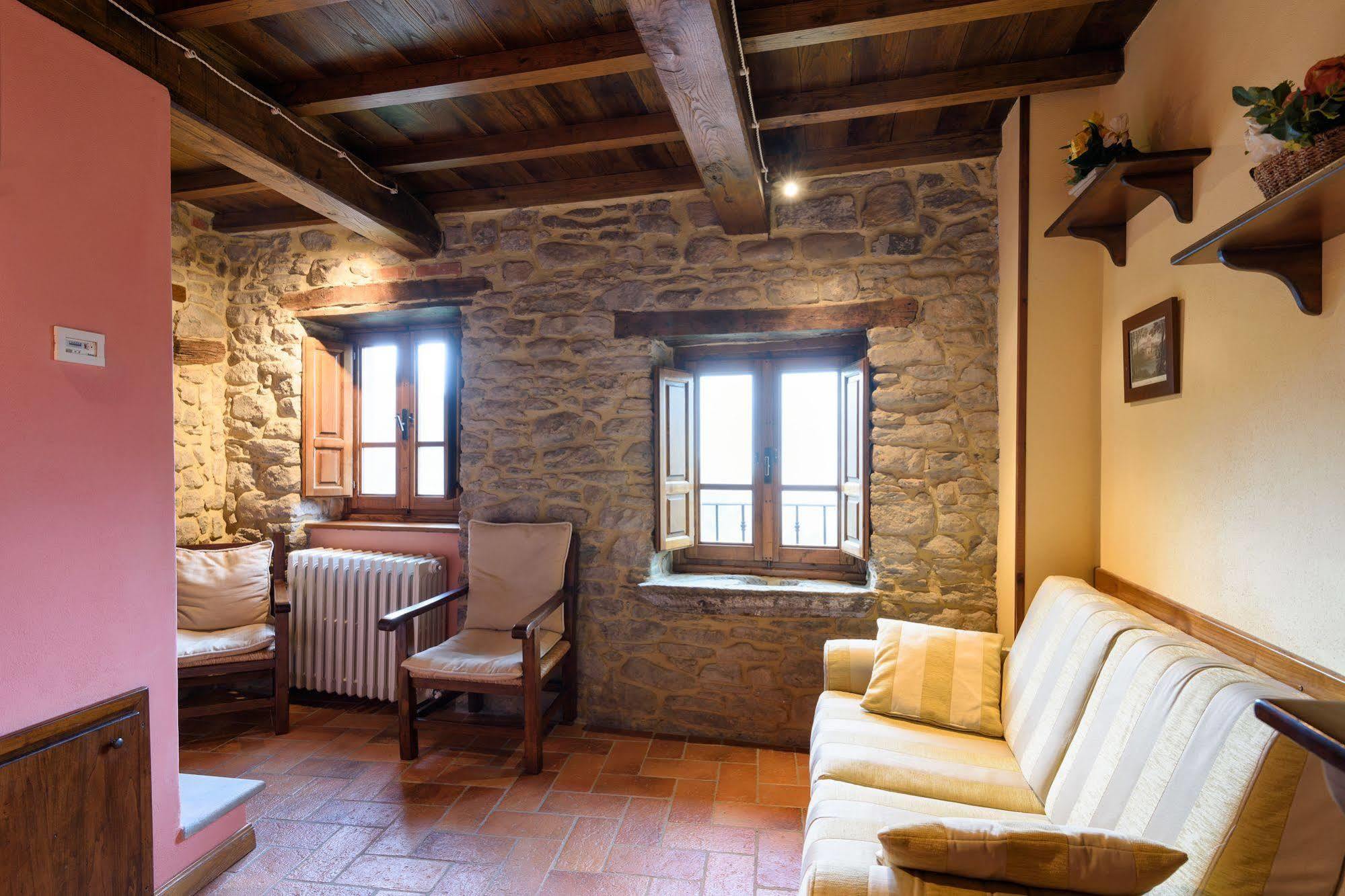 Reggiolo Borgo Dei Corsi Holiday House מראה חיצוני תמונה